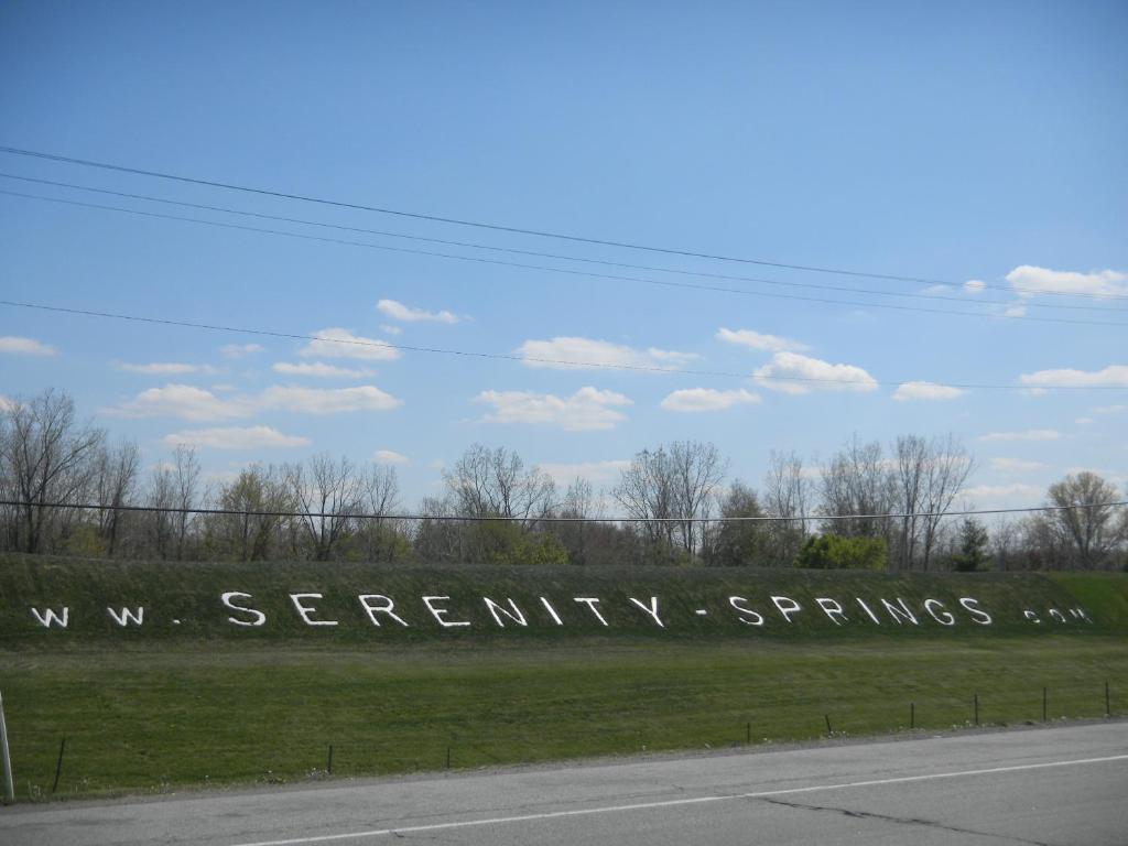 Serenity Springs - Michigan City Hotel Springfield Eksteriør billede